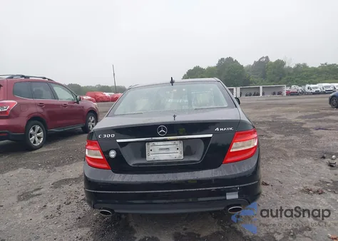 2009 Mercedes-Benz C 300 Luxury 4Matic/Sport 4Matic из США, поврежденный, VIN WDDGF81X49R058120